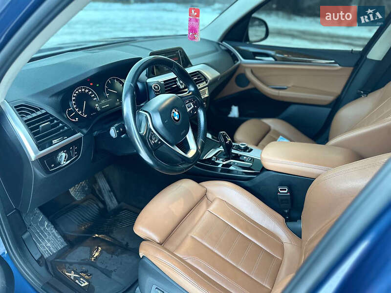Внедорожник / Кроссовер BMW X3 2018 в Хмельницком