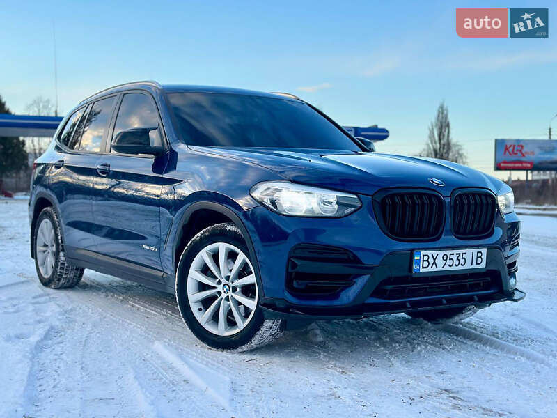 Внедорожник / Кроссовер BMW X3 2018 в Хмельницком