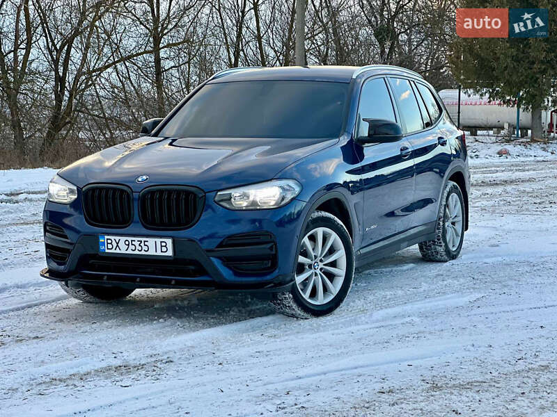 Внедорожник / Кроссовер BMW X3 2018 в Хмельницком