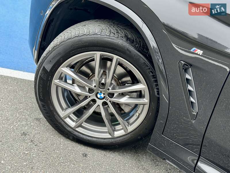 Внедорожник / Кроссовер BMW X3 2020 в Киеве