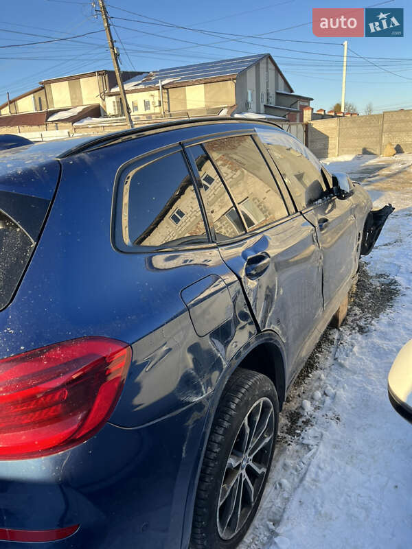 Внедорожник / Кроссовер BMW X3 2018 в Львове