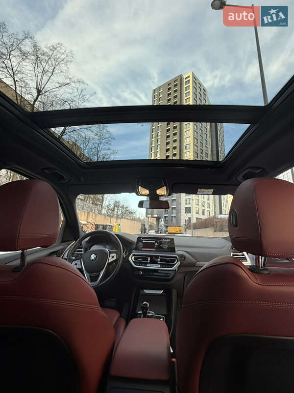 Внедорожник / Кроссовер BMW X3 2022 в Киеве