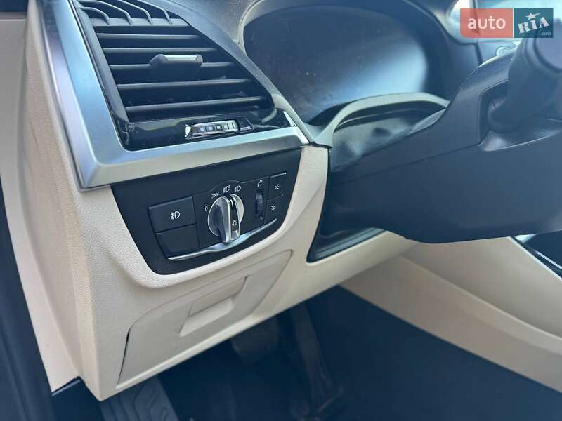 Внедорожник / Кроссовер BMW X3 2020 в Львове