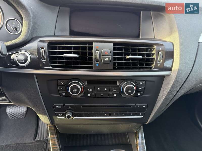 Внедорожник / Кроссовер BMW X3 2013 в Ровно