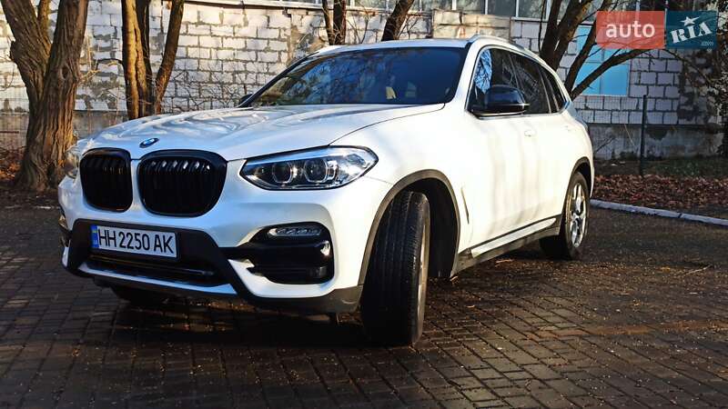 Внедорожник / Кроссовер BMW X3 2021 в Одессе