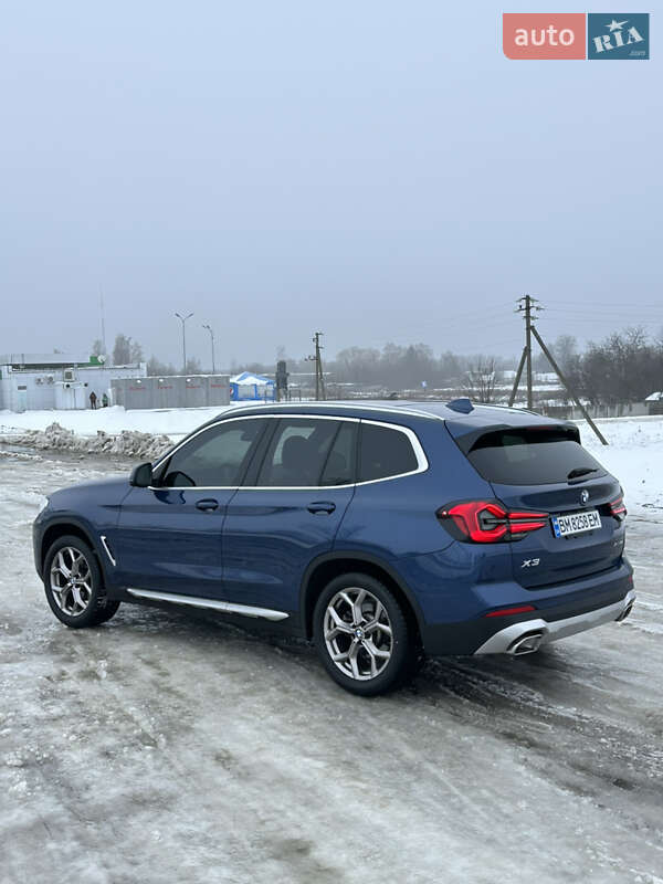 Внедорожник / Кроссовер BMW X3 2021 в Ромнах