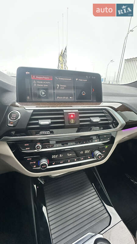 Внедорожник / Кроссовер BMW X3 2018 в Киеве