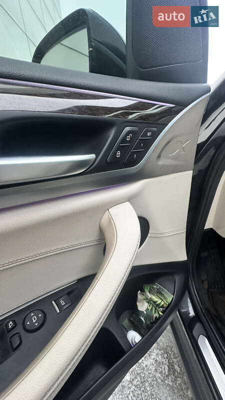 Внедорожник / Кроссовер BMW X3 2018 в Киеве