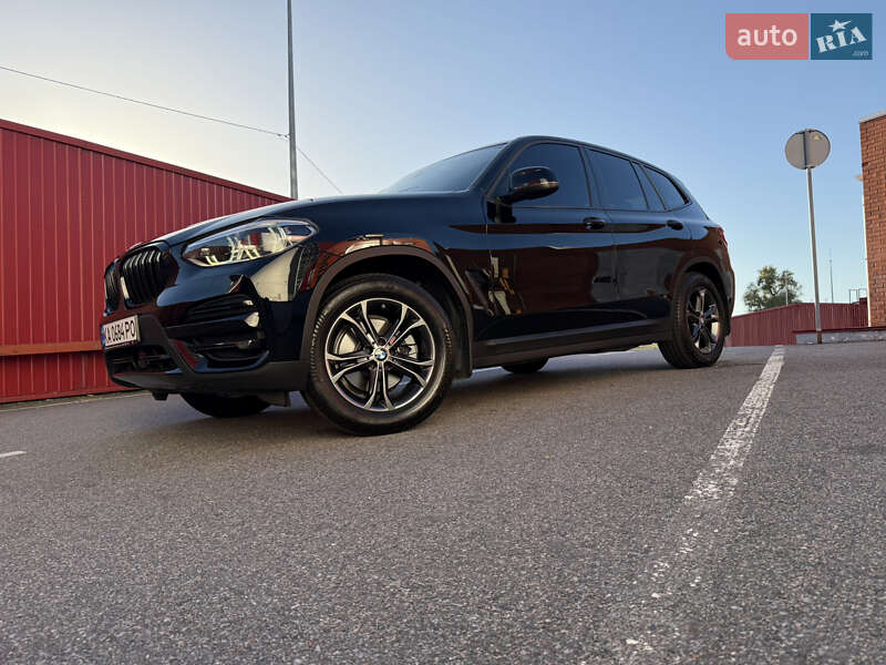 Внедорожник / Кроссовер BMW X3 2018 в Киеве
