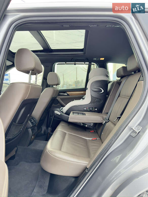 Внедорожник / Кроссовер BMW X3 2013 в Хмельницком