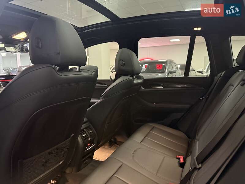 Внедорожник / Кроссовер BMW X3 2018 в Полтаве