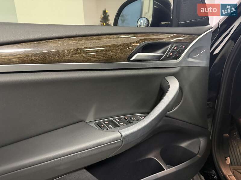 Внедорожник / Кроссовер BMW X3 2018 в Полтаве