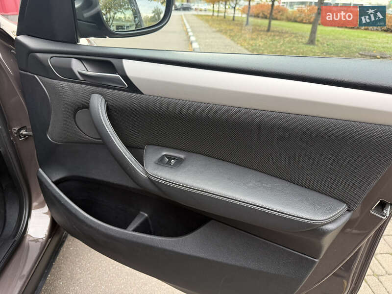 Внедорожник / Кроссовер BMW X3 2011 в Киеве