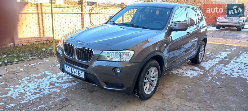 Внедорожник / Кроссовер BMW X3 2012 в Южном