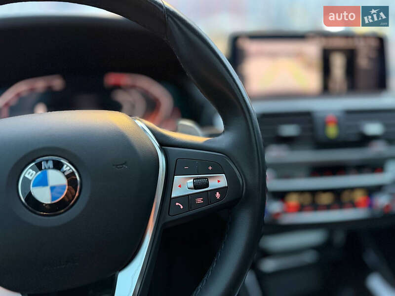 Внедорожник / Кроссовер BMW X3 2019 в Киеве