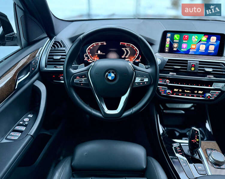 Внедорожник / Кроссовер BMW X3 2019 в Киеве