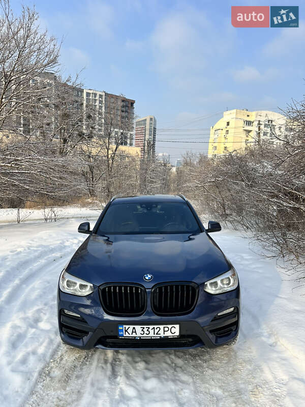 Внедорожник / Кроссовер BMW X3 2018 в Киеве