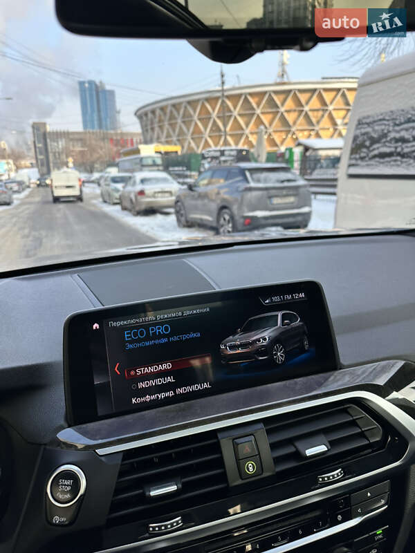 Внедорожник / Кроссовер BMW X3 2018 в Киеве