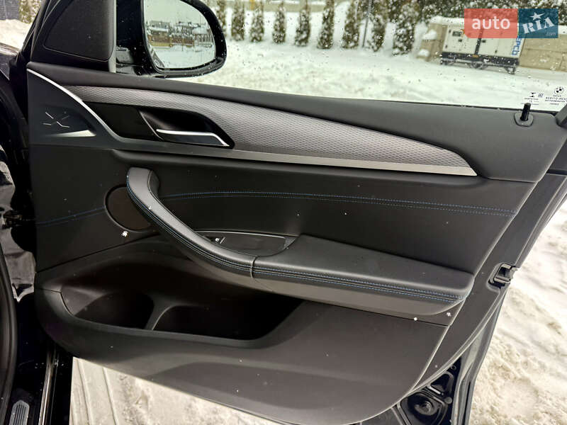 Внедорожник / Кроссовер BMW X3 2021 в Ровно