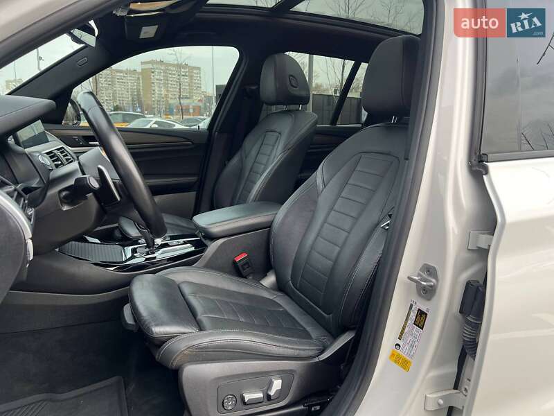 Внедорожник / Кроссовер BMW X3 2021 в Киеве