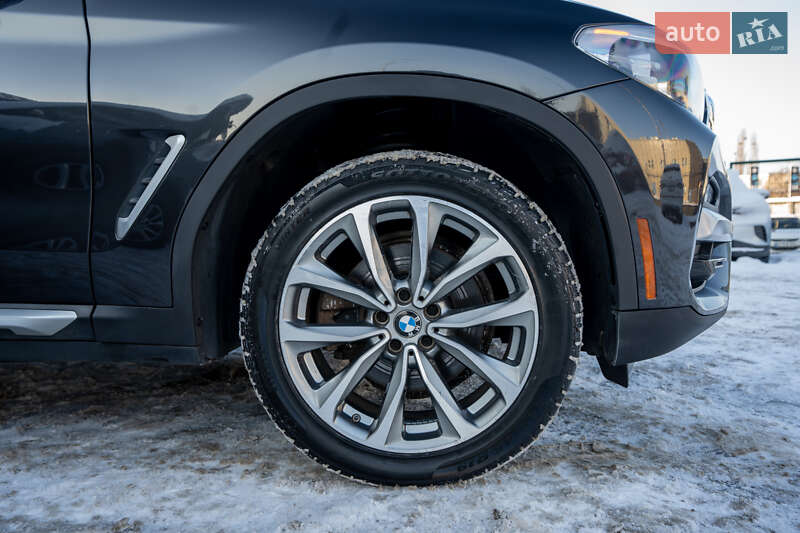 Внедорожник / Кроссовер BMW X3 2019 в Киеве