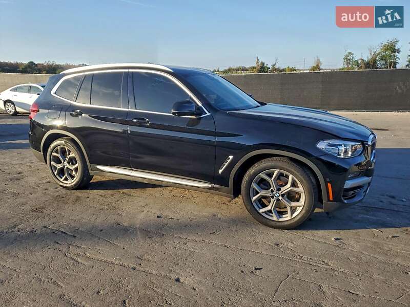 Внедорожник / Кроссовер BMW X3 2021 в Житомире