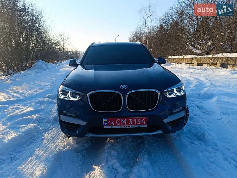 Внедорожник / Кроссовер BMW X3 2018 в Львове