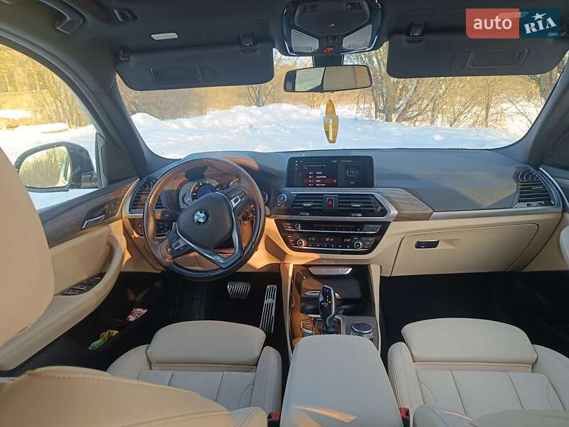 Внедорожник / Кроссовер BMW X3 2018 в Львове