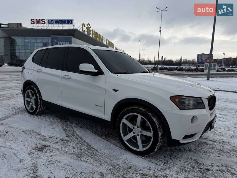 Внедорожник / Кроссовер BMW X3 2013 в Кривом Роге
