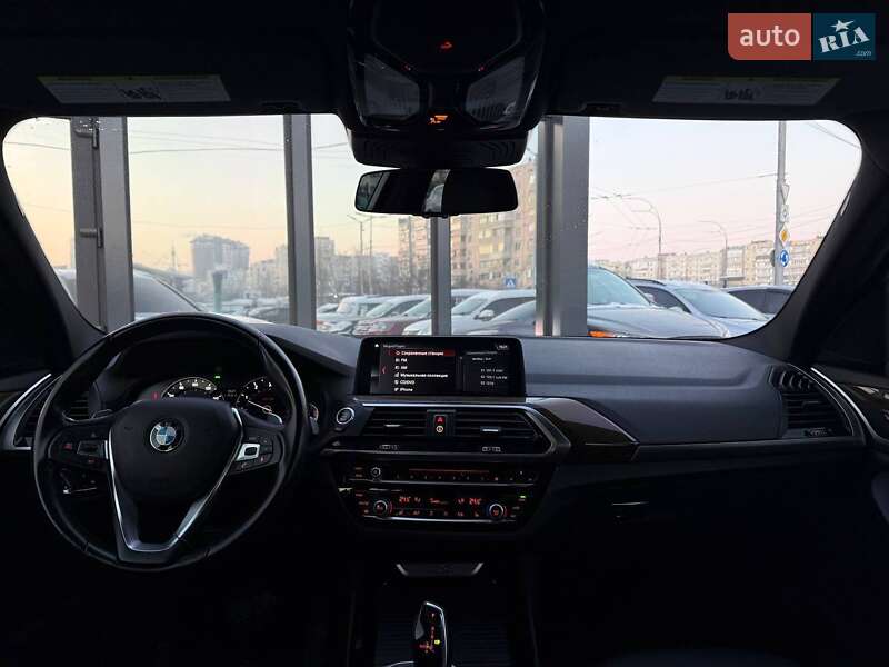Внедорожник / Кроссовер BMW X3 2018 в Киеве