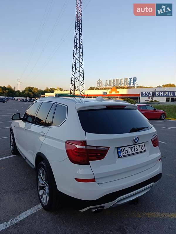 Внедорожник / Кроссовер BMW X3 2015 в Ужгороде