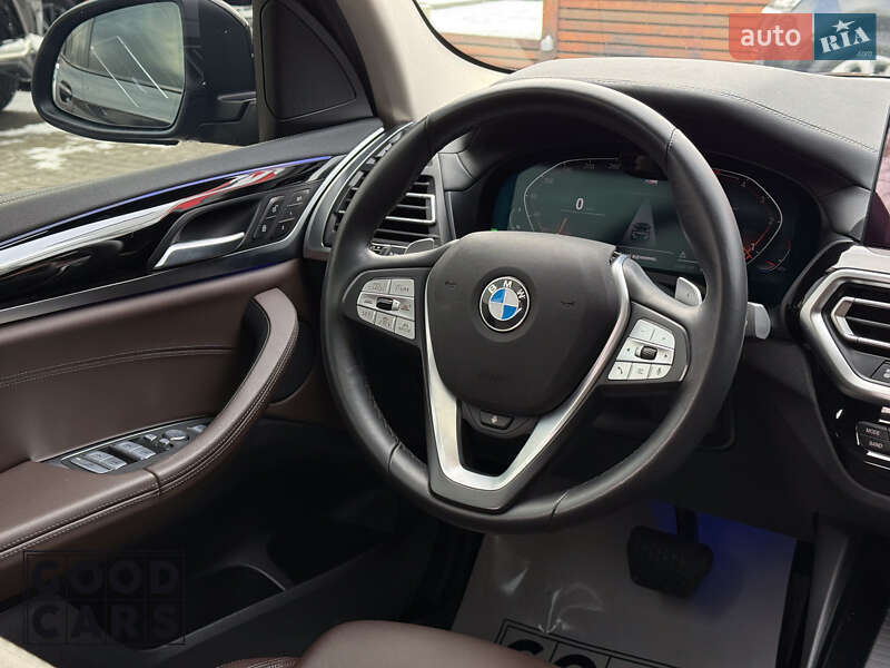 Внедорожник / Кроссовер BMW X3 2022 в Одессе