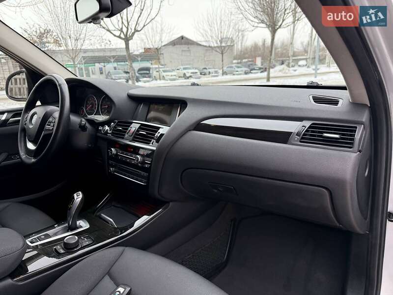 Внедорожник / Кроссовер BMW X3 2017 в Днепре