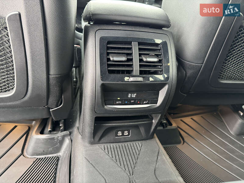 Внедорожник / Кроссовер BMW X3 2020 в Днепре фото 36 Внедорожник / Кроссовер BMW X3 2020 в Днепре