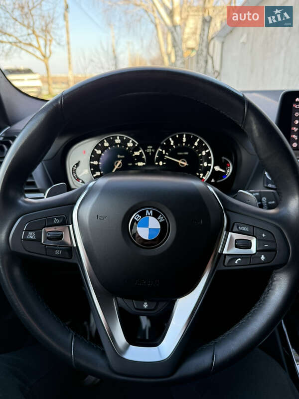 Внедорожник / Кроссовер BMW X3 2019 в Одессе