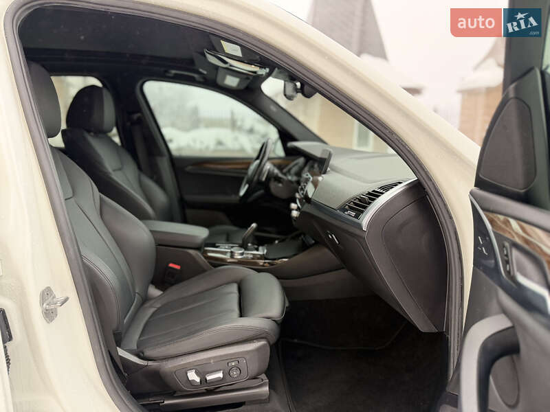 Позашляховик / Кросовер BMW X3 2019 в Кременці