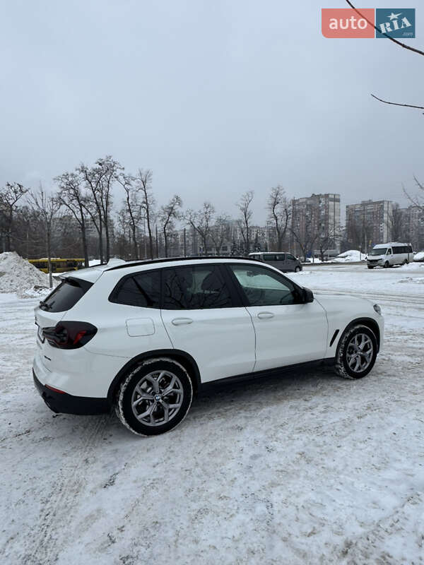 Позашляховик / Кросовер BMW X3 2024 в Києві