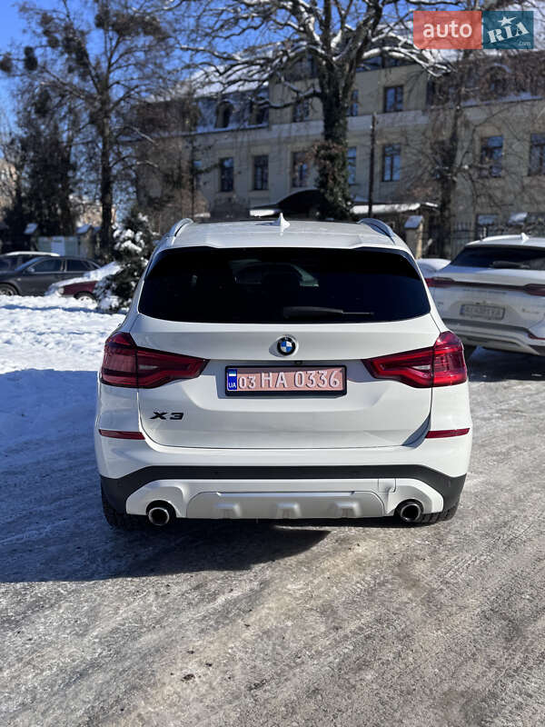 Внедорожник / Кроссовер BMW X3 2018 в Киеве