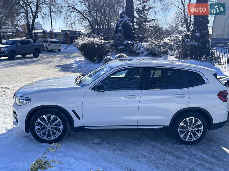 Внедорожник / Кроссовер BMW X3 2018 в Киеве