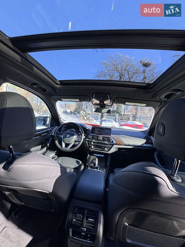 Внедорожник / Кроссовер BMW X3 2018 в Киеве