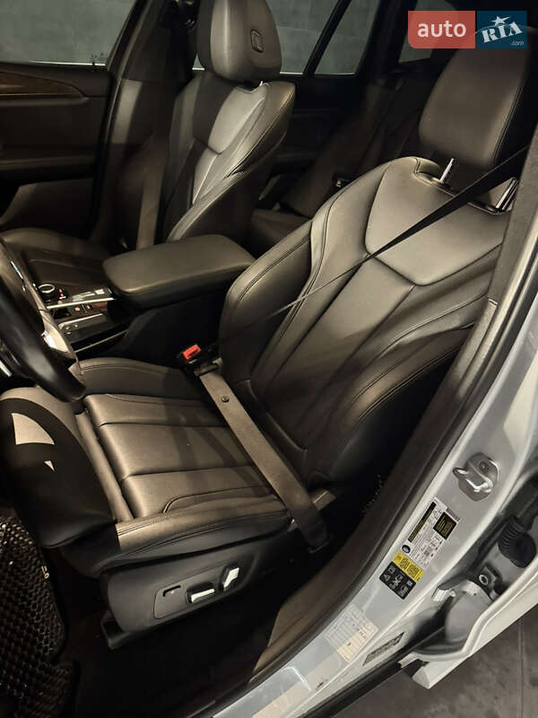 Внедорожник / Кроссовер BMW X3 2018 в Одессе фото 9 Внедорожник / Кроссовер BMW X3 2018 в Одессе