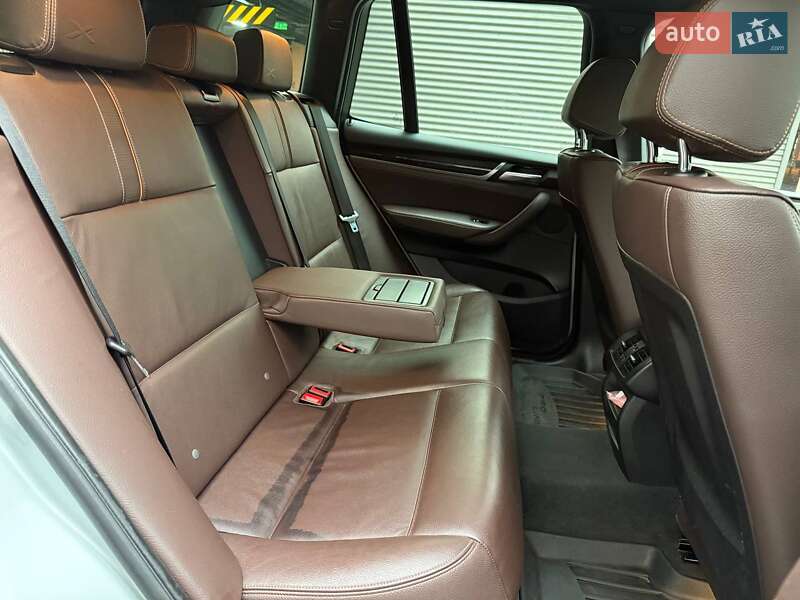 Внедорожник / Кроссовер BMW X3 2016 в Киеве