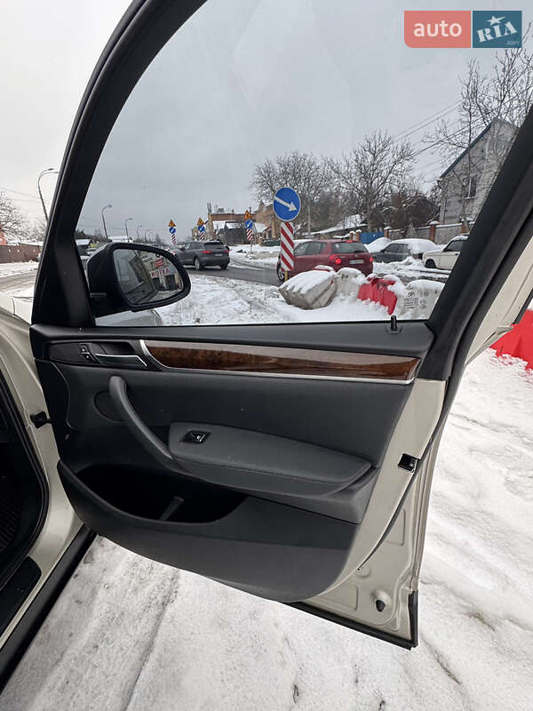 Внедорожник / Кроссовер BMW X3 2014 в Киеве