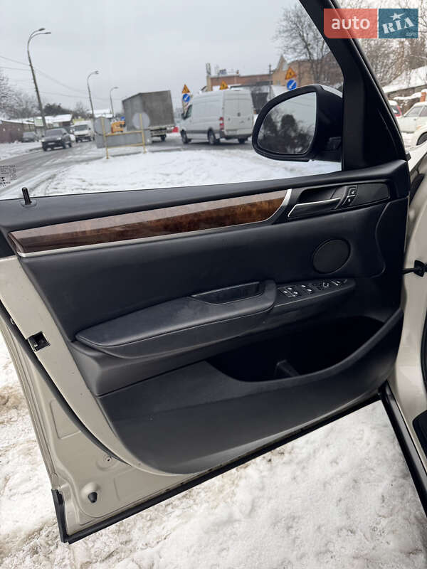 Внедорожник / Кроссовер BMW X3 2014 в Киеве