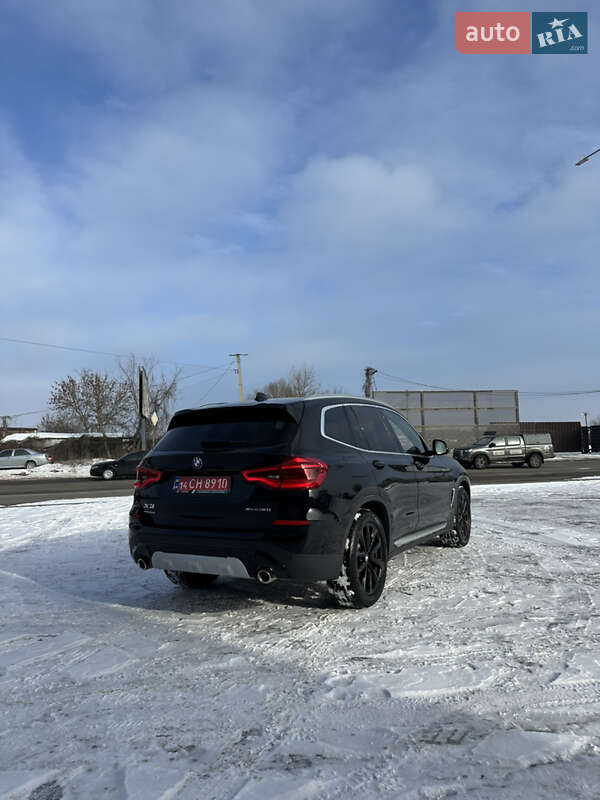 Внедорожник / Кроссовер BMW X3 2018 в Надворной
