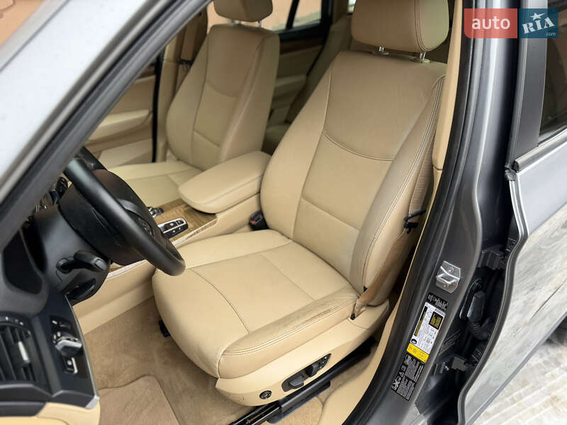 Внедорожник / Кроссовер BMW X3 2013 в Ровно