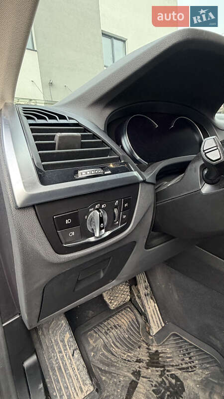 Позашляховик / Кросовер BMW X3 2017 в Тячеві фото 9 Позашляховик / Кросовер BMW X3 2017 в Тячеві