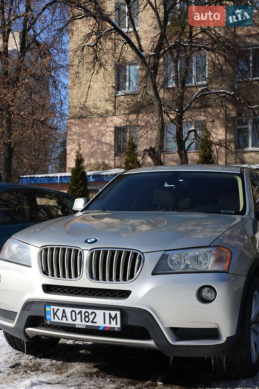 BMW X3 2011