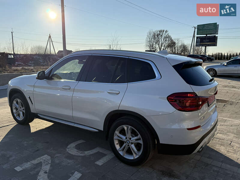 Внедорожник / Кроссовер BMW X3 2020 в Львове