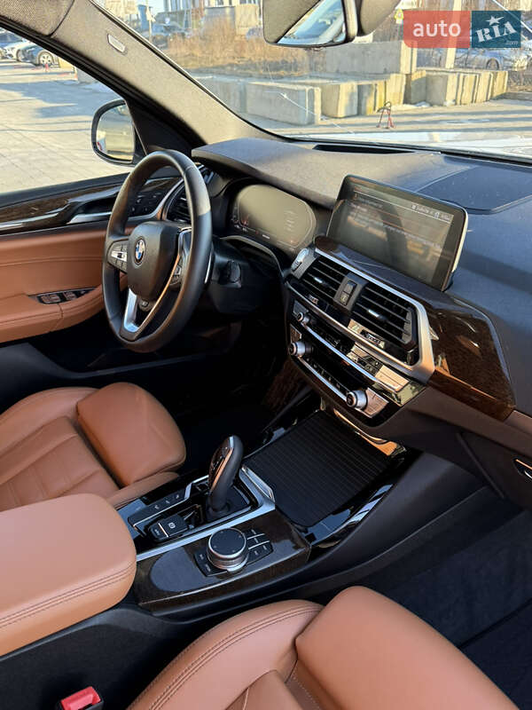 Внедорожник / Кроссовер BMW X3 2020 в Львове
